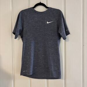 Nike Dri-FIT Blue Swim Shirt Men’s Small UPF 40 Short Sleeve Athletic Top
